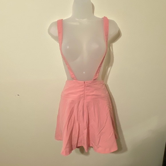 Pink Buttoned Suspender Skirt - Size Medium - Picture 2 of 8
